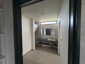 内観　洗面